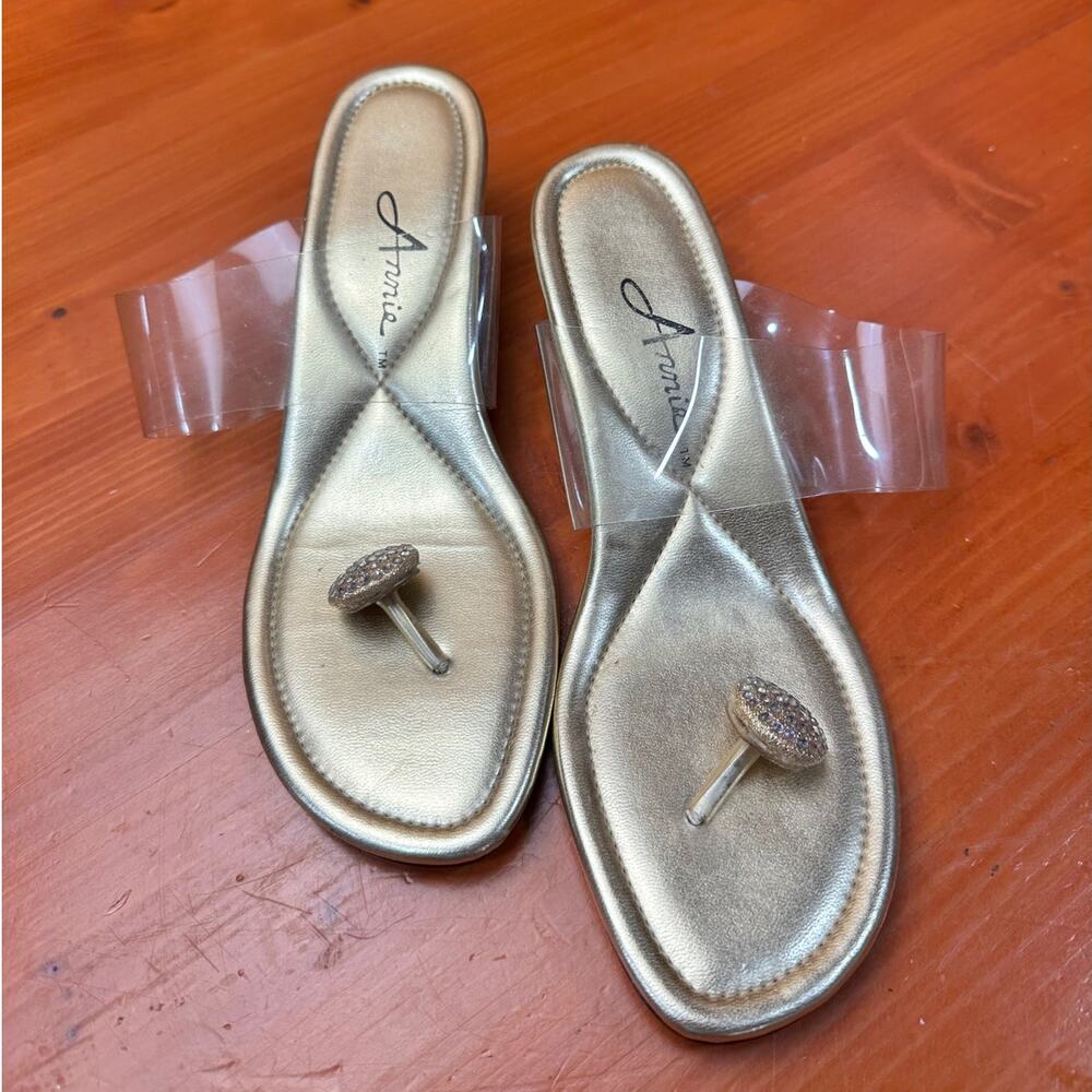 Annie Barely There Sandal with Jeweled Toe Hold and Clear Plastic Strap - Sz 7